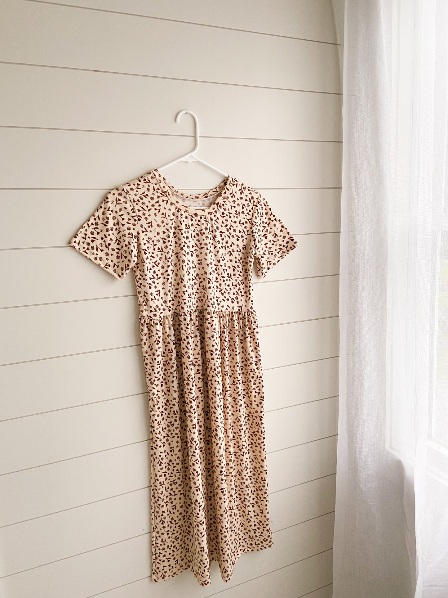 Dainty Floral Midi Dress