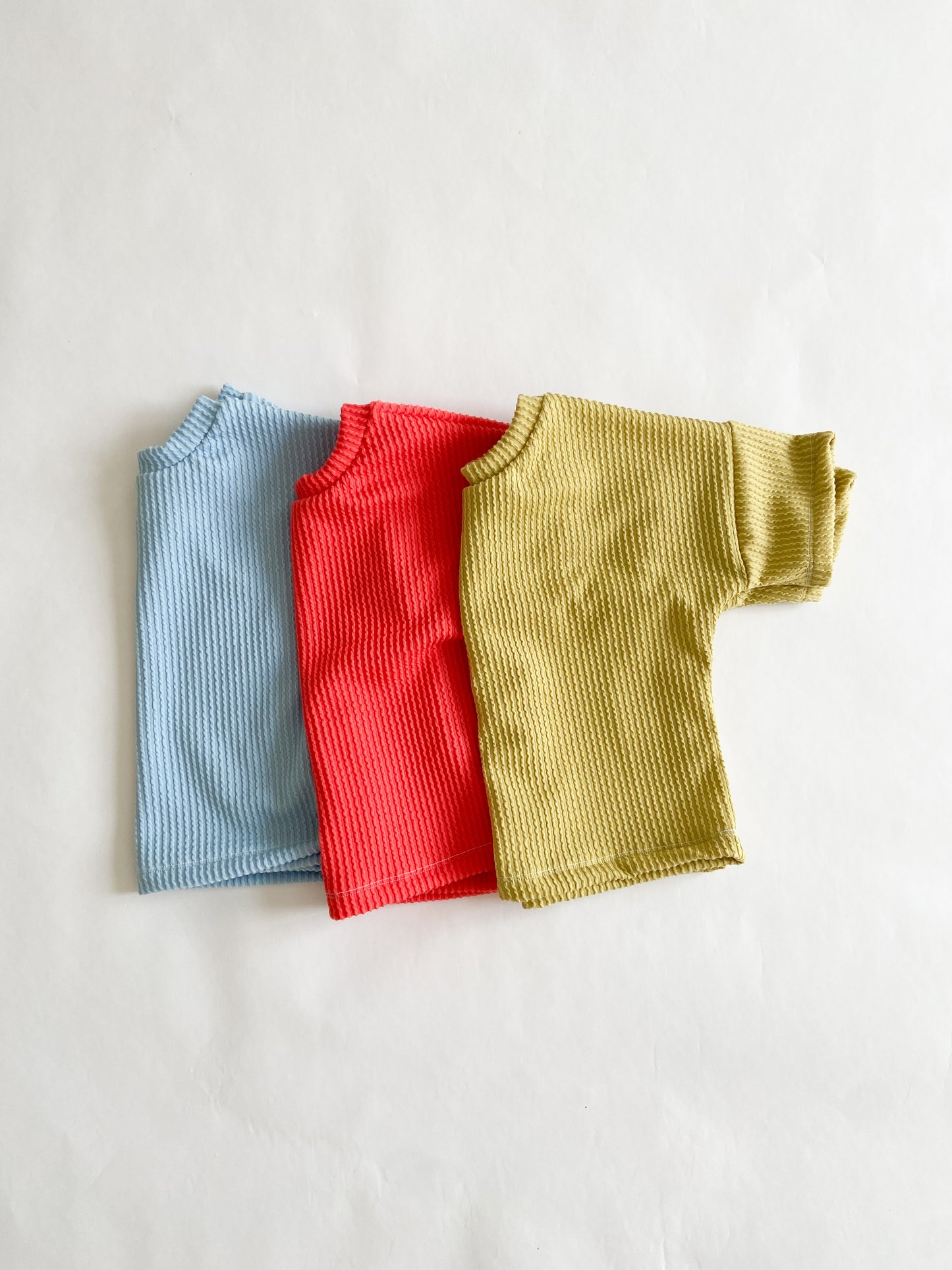 T-shirt ( 3 color option)